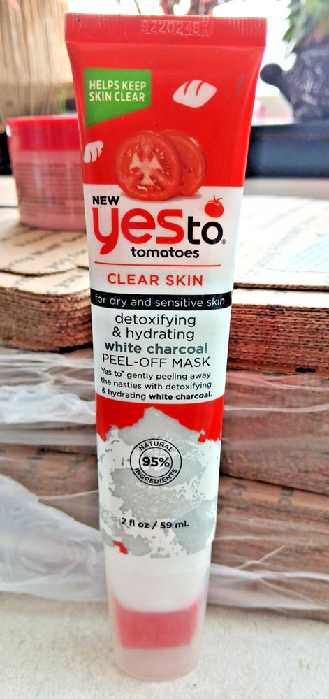 Yes To Tomatoes White Charcoal Peel Off Mask Clear Detoxifying Hydrating 2oz