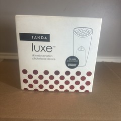 Tanda Luxe Skin Rejuvenation Photofacial Device Treatment Kit -See Description