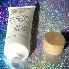 FEEL FREE MINERAL CLAY BEAUTY MASK 2.53 OZ/75ml New Without Box & Sealed RV $32