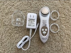 HITACHI Hada Crie Hot & Cool CＭ-N4000　Moisturizing Machine White from Japan