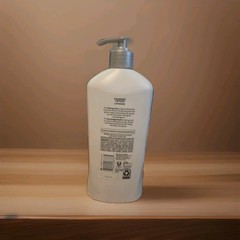 Suave Skin Solutions Lavender Calming Lotion With Vanilla Extracts 18 FL OZ NEW!