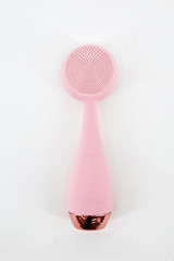 PMD Clean Pro RQ Electric Facial Brush – Pink, Light use