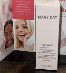 Mary Kay TimeWise Daytime Defender Sunscreen SPF 30 – 1 fl. oz. – BNIB – 217385