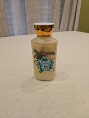 Bath & Body Works Vanilla Bean Noel Lotion 8 fl oz 236 mL New