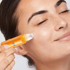 10ml Lutein Eye Serum Oil All Roll-On Massage Ball Oil for VC Skin Types