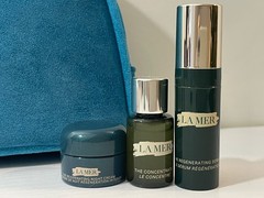 La Mer 6 Piece Skincare Travel Gift Set Including Blue Travel Makeup Pouch NEW