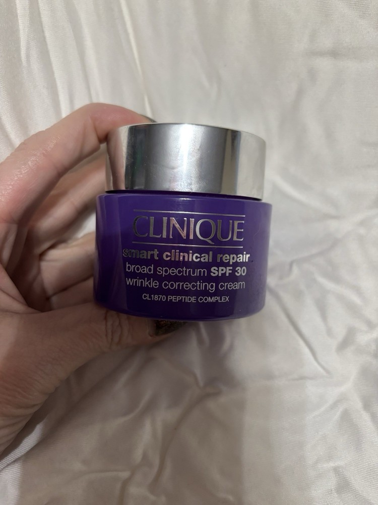clinique smart clinical repair spf 30 cream New But Opened